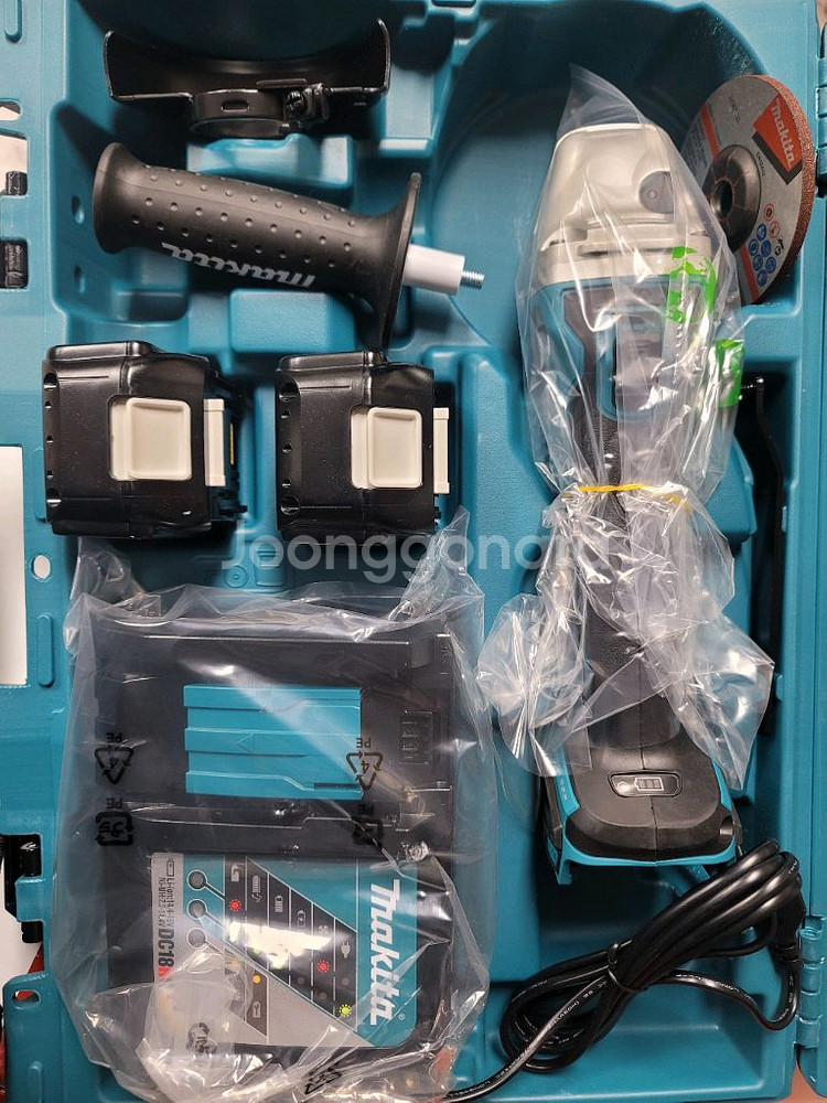 마끼다 그라인더 dga404rte--0