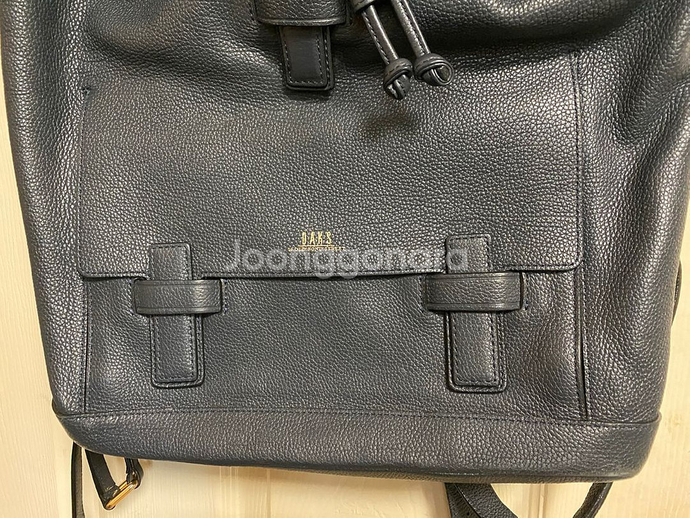 DAKS. 닥스 소가죽 백팩. 남녀공용. 한채영백팩--1