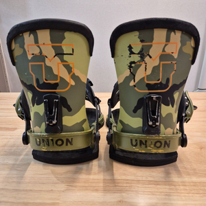 유니온 컨택 바인딩 카모 M 팝니다