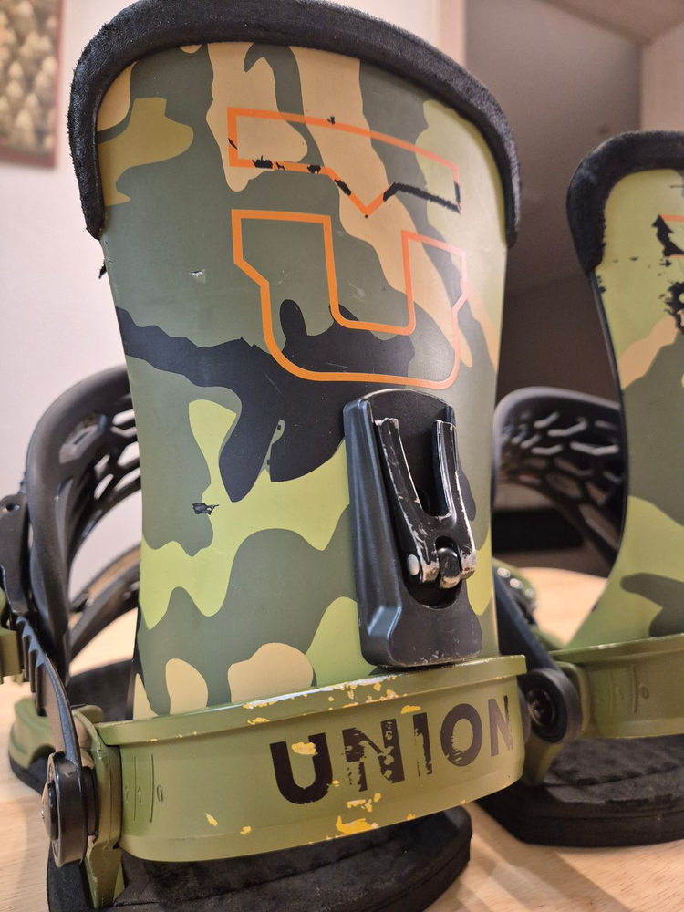 유니온 컨택 바인딩 카모 M 팝니다--1