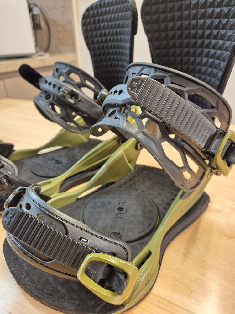 유니온 컨택 바인딩 카모 M 팝니다--3