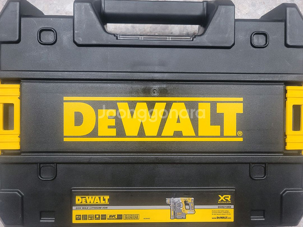 디월트 해머드릴dch273n--0