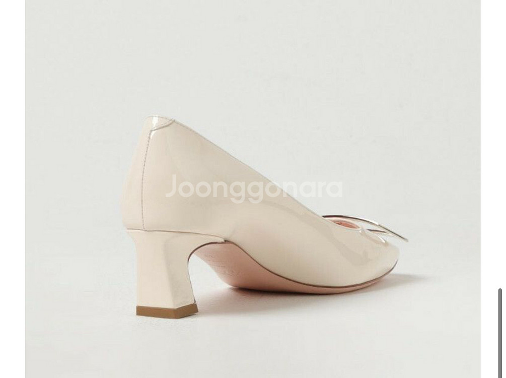 로저비비에트럼펫 미들힐 새상품급 37.5 급처--2