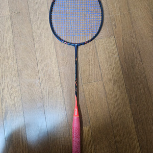 요넥스 볼트릭글란지4U(kr)