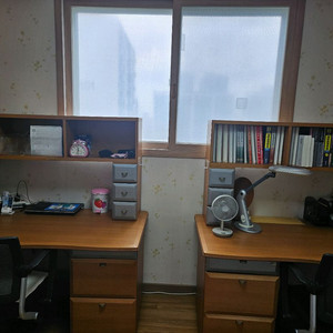 책상,책장(좌) / 책상,책장(우) 판매합니다