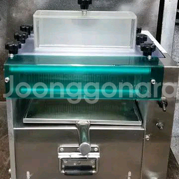 서현테크 훈제오리 절단기,오리 세절기, 훈제오리 세절기--0