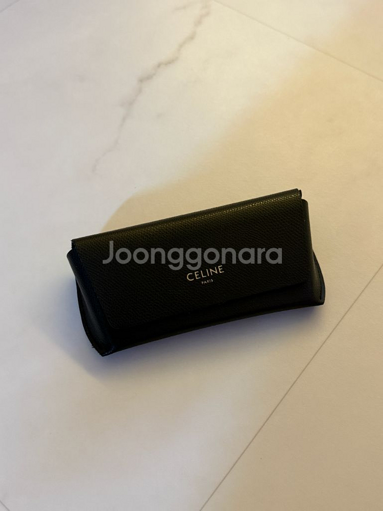 셀린느 트리옹프09 선글라스--1