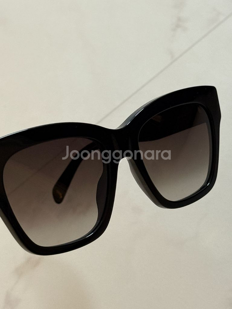 셀린느 트리옹프09 선글라스--4