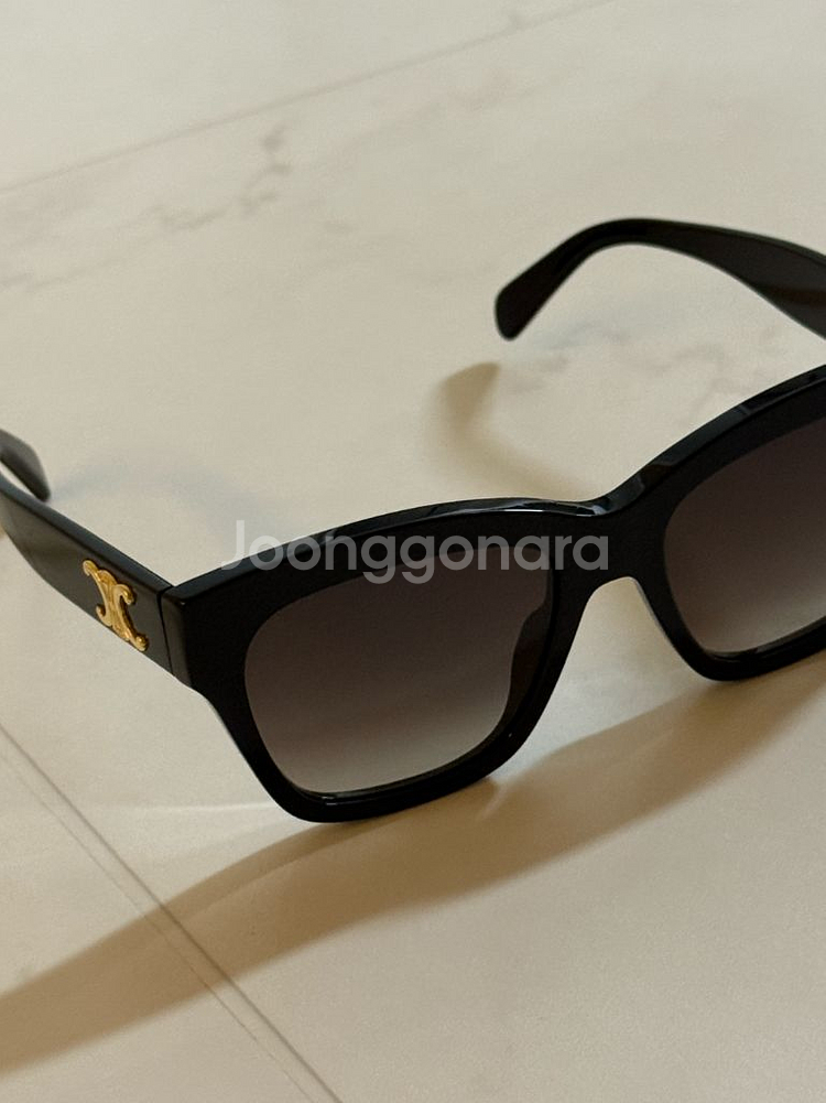 셀린느 트리옹프09 선글라스--8