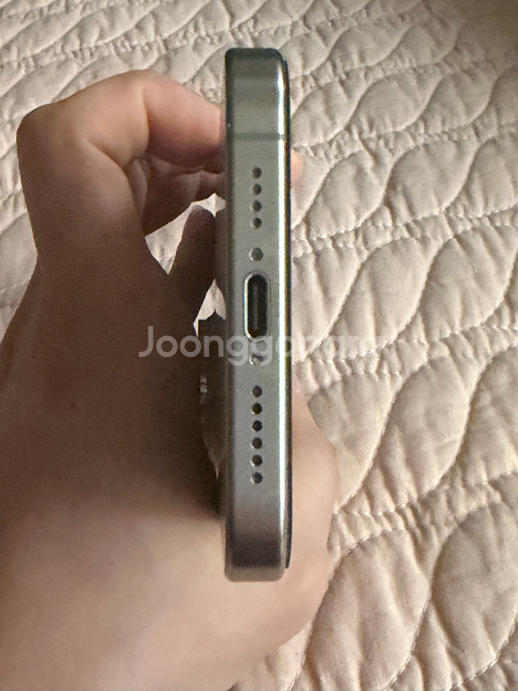 아이폰15프로맥스 15 pro max 256GB 팝니다--6