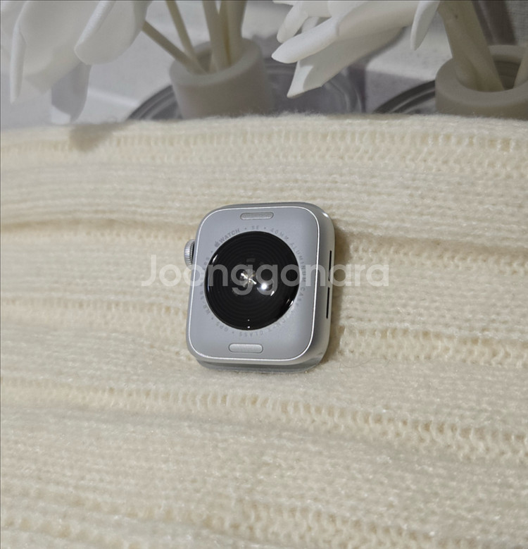 애플워치 SE 40mm GPS 배터리100% 팝니다--7
