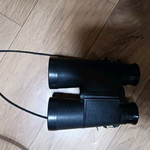 영화소품용 망원경