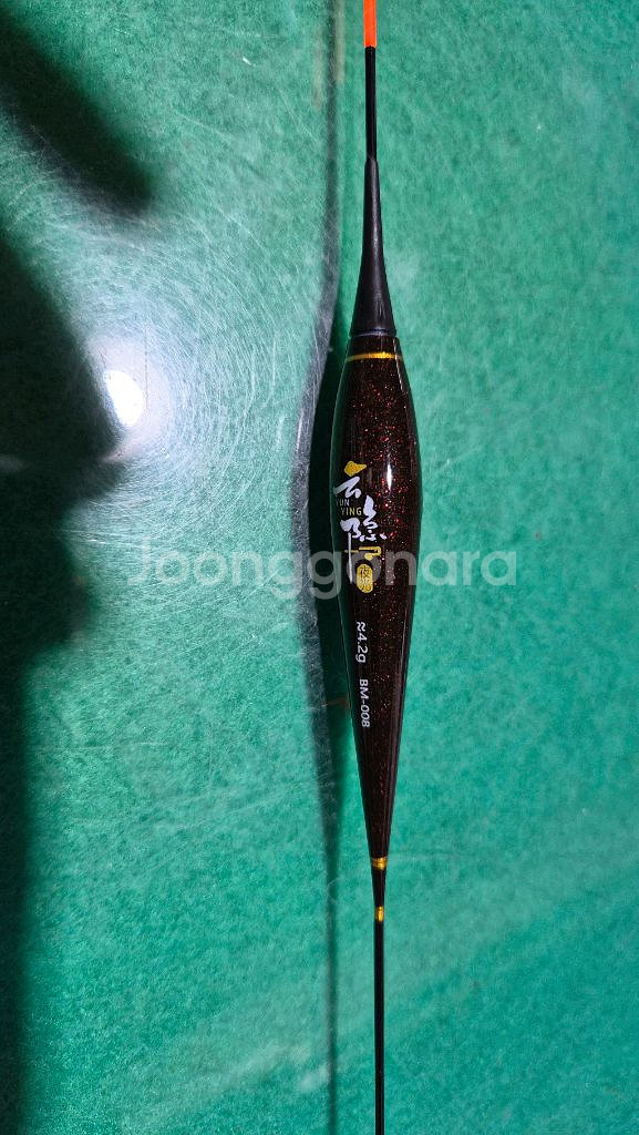 민물전자찌 2개와 찌12개세트 미사용품 배터리포함--2