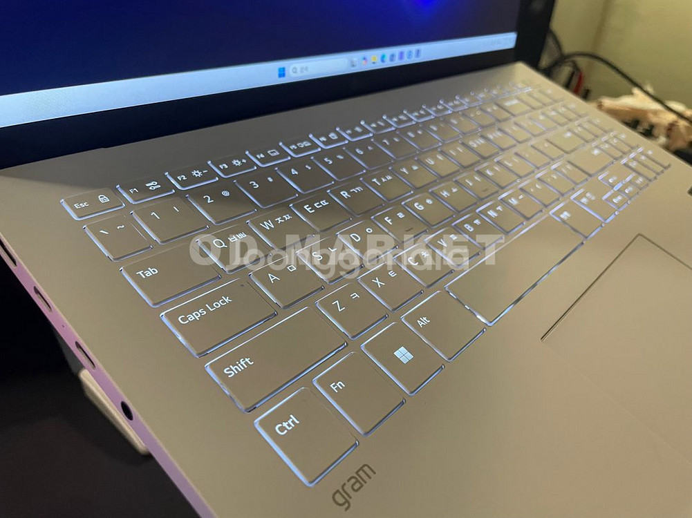 LG 그램 AI 사무용 노트북 (울트라5,NPU)--1