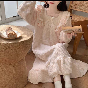 수면잠옷 한벌당 25000