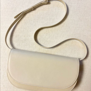 엘바테게브 브로드백