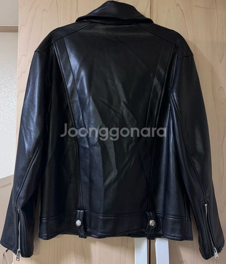 Bershka 가죽자켓 S--2