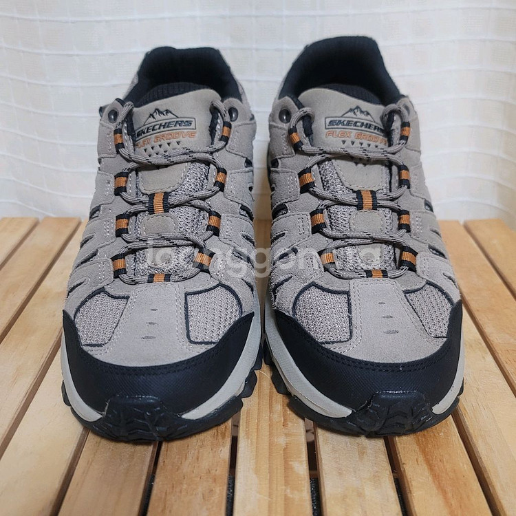 스케쳐스 트레킹화 워킹화 등산화 275--2