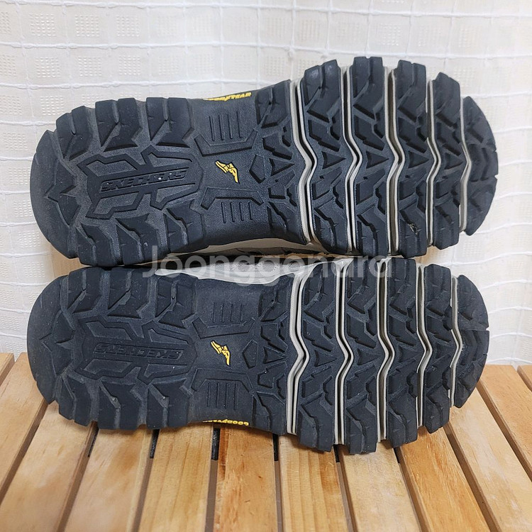 스케쳐스 트레킹화 워킹화 등산화 275--6