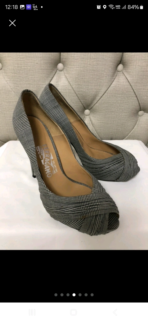 FERRAGAMO 페라가모 가보시 힐 이미지