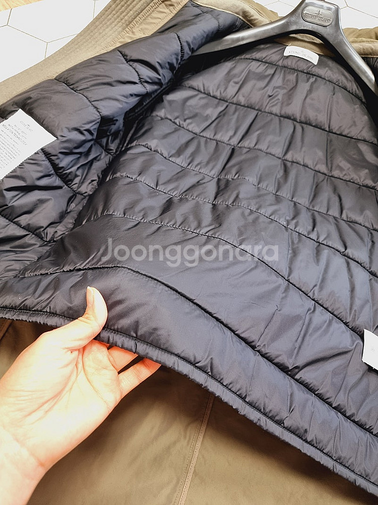 스톤아일랜드 마이크로랩스 프리마로프트 패딩--8