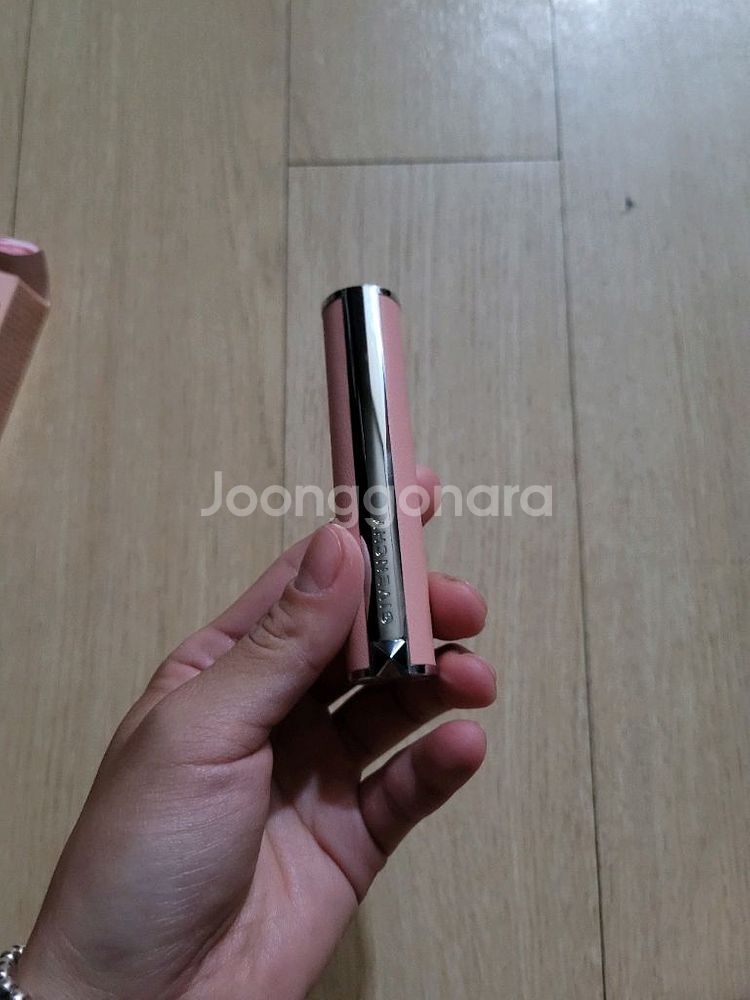 지방시립스틱--6