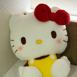 헬로키티 대형인형 일본산(푸딩버전) 새제품
