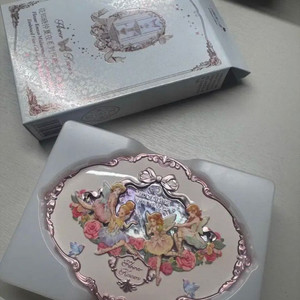 새상품 플라워노즈 썸머나잇 시리즈 섀도우 팔레트 01