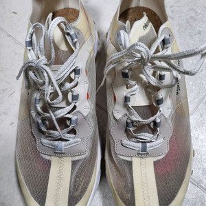 나이키 언더커버 스니커즈