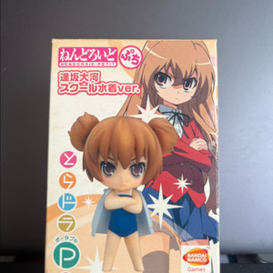 토라도라 푸치 넨도 아이사카 타이가 수영복 버전