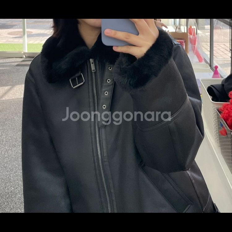 (10회 미만 착용 깨끗)비지트인뉴욕 무스탕--3