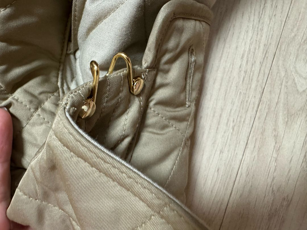 버버리 퀼팅자켓 베이지S--4