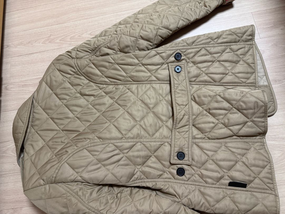 버버리 퀼팅자켓 베이지S--2