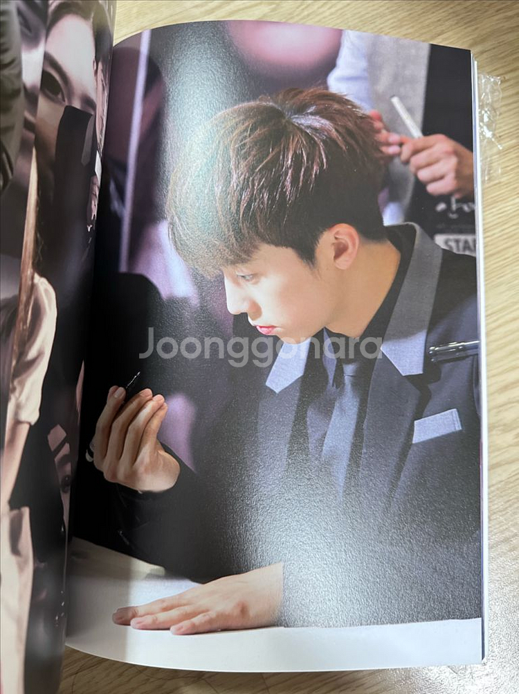 2PM 투피엠 장우영 포토북 2권--2