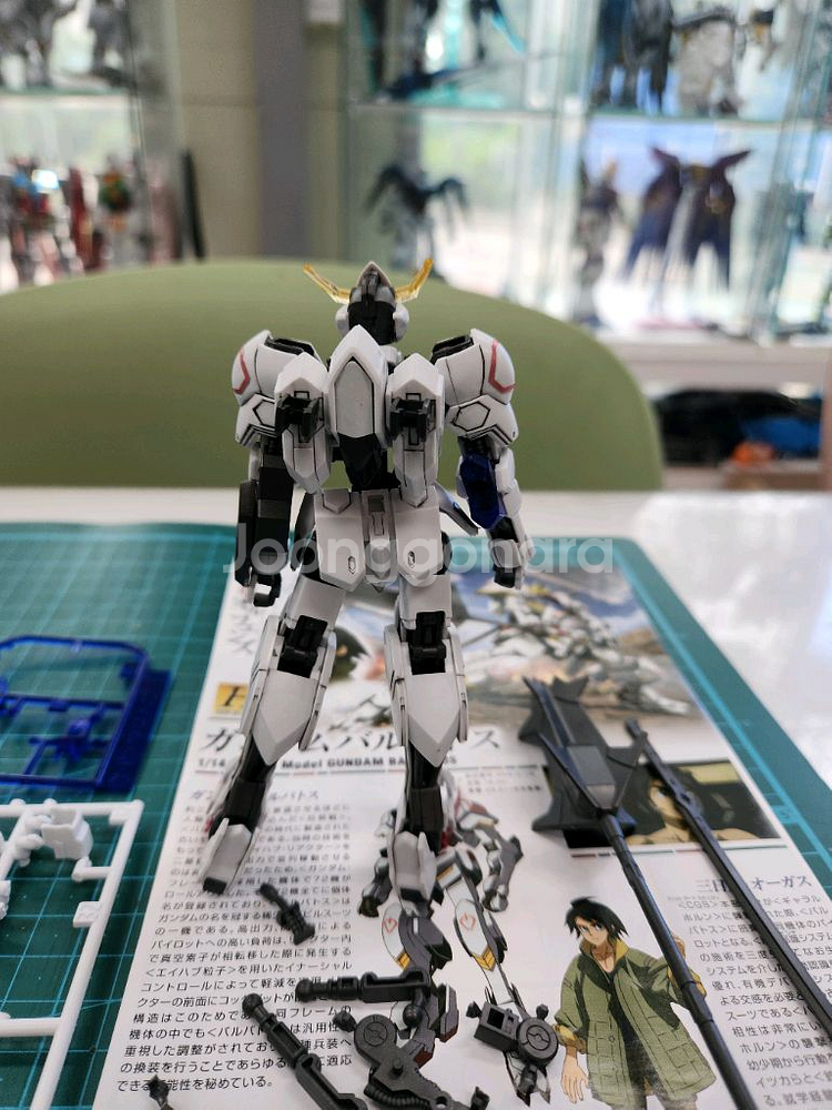 HG 발바토스 건담--2