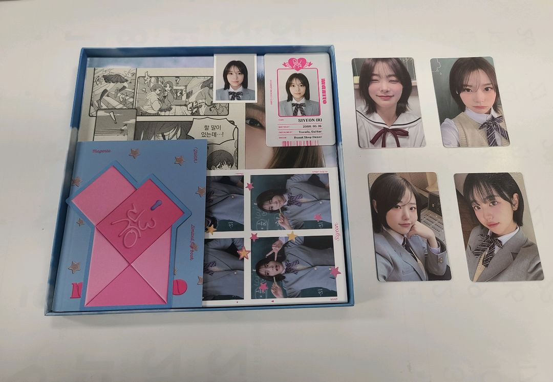 QWER. 마니또 앨범[단순개봉]--1