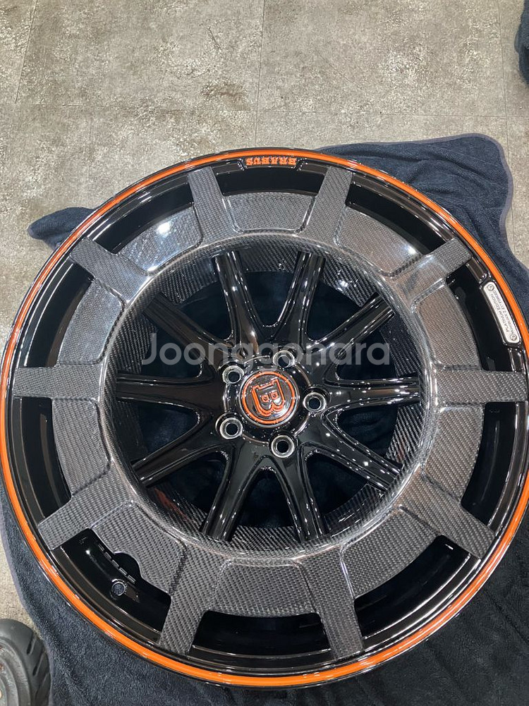 21인치 브라부스로켓900 단조휠--1