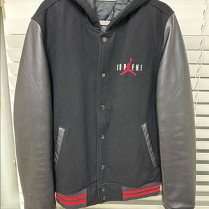 조던x슈프림바시티 자켓 M판매