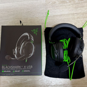 레이저 블랙샤크 V2 X USB 헤드셋 판매합니다