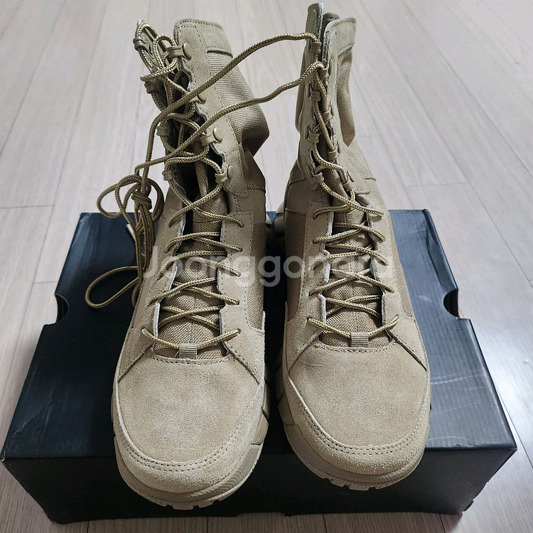 오클리 사막화 전투화 전술부츠 250새제품--1