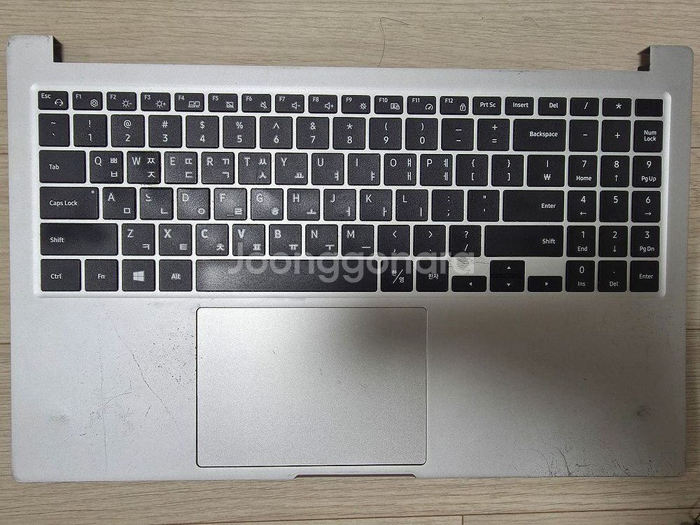 삼성 노트북 NT750XDA 메인보드 액정없는 부품용--2