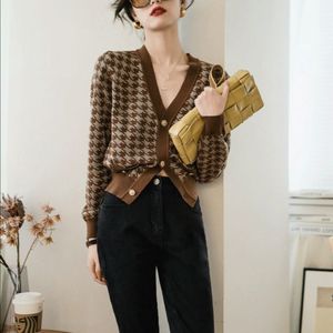 체크 하운드 가디건