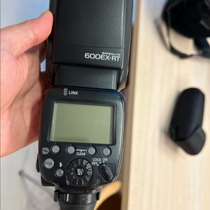 캐논 스피드라이트 600EX-RT 와 스피드라이트 43