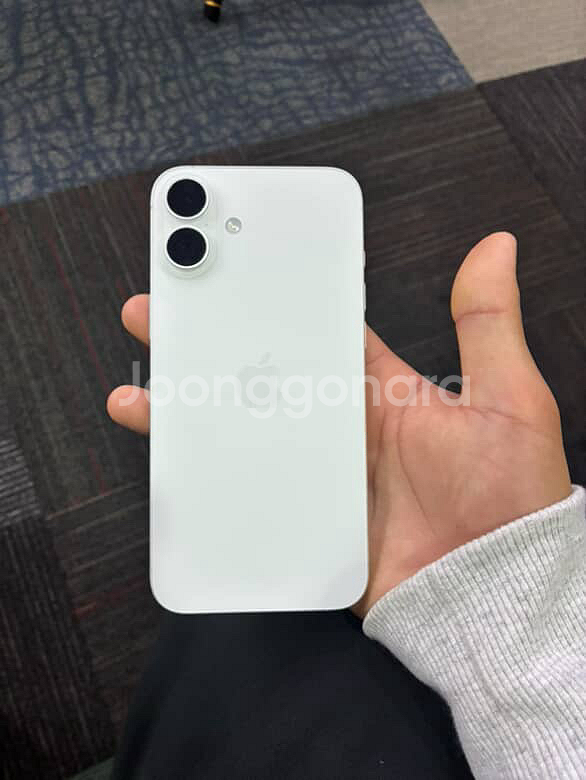 아이폰 16 플러스/흰색 128GB / 3주 사용 /--9