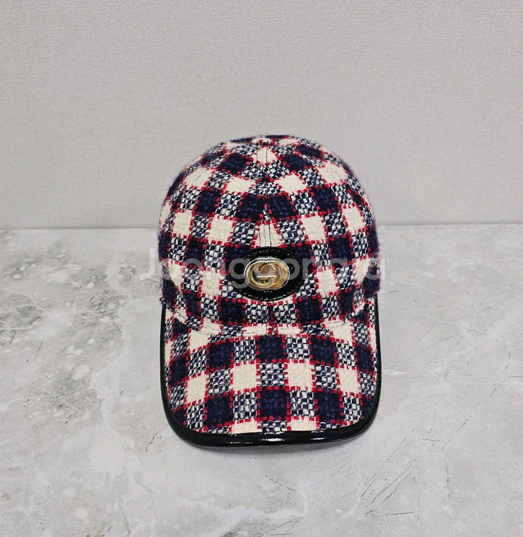 구찌 GG 로고 트위드 체크 볼캡 모자 m사이즈--0