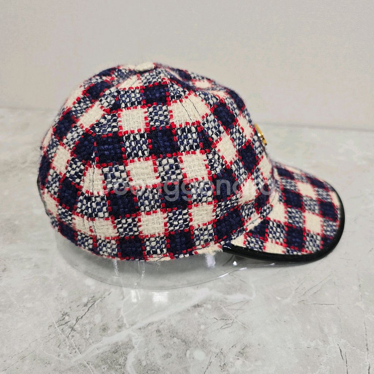 구찌 GG 로고 트위드 체크 볼캡 모자 m사이즈--4