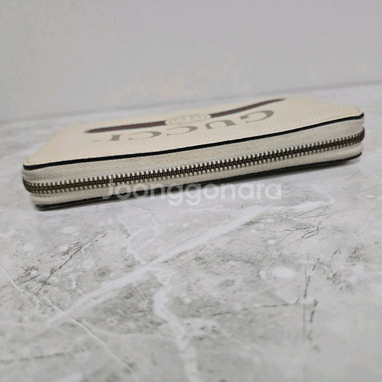 구찌 띠로고 지퍼 장지갑--3