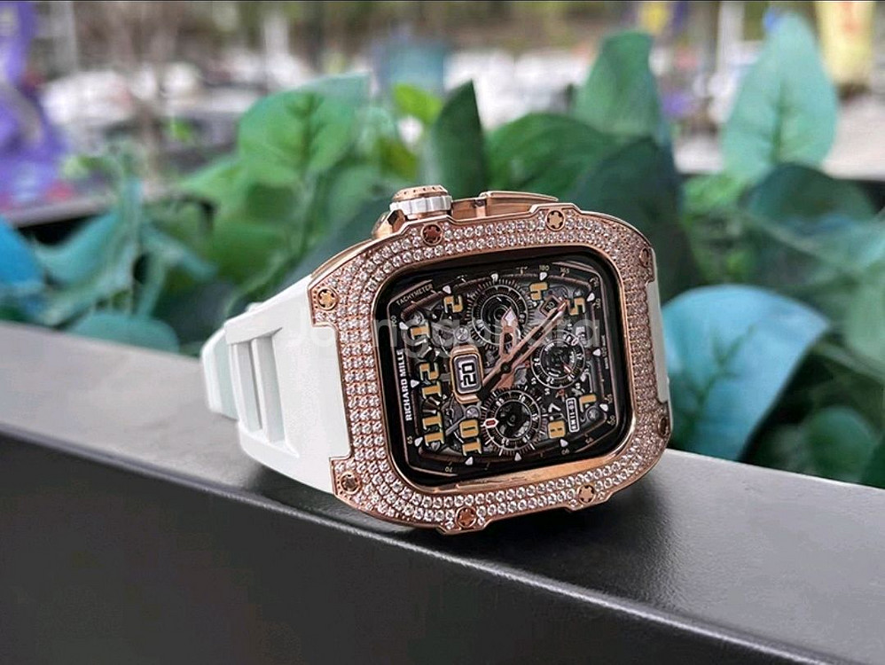 아이스아웃 다이아몬드 리차드밀 스타일 애플워치 스트랩--1