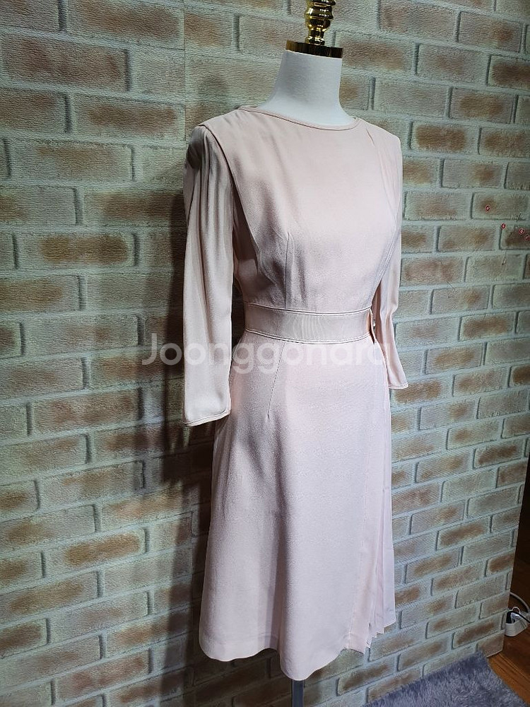 택부착 미샤 정품 실크배색 핀턱 플리츠 정장 원피스55--4