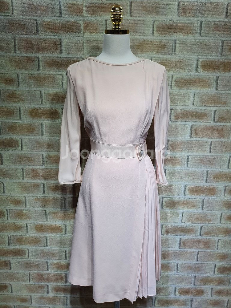 택부착 미샤 정품 실크배색 핀턱 플리츠 정장 원피스55--7